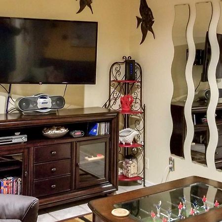 Family-Friendly Beach Condo 1 Block To Shore! Myrtle Beach Extérieur photo